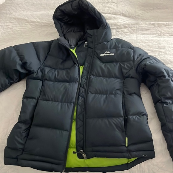 kathmandu black puffer jacket women's